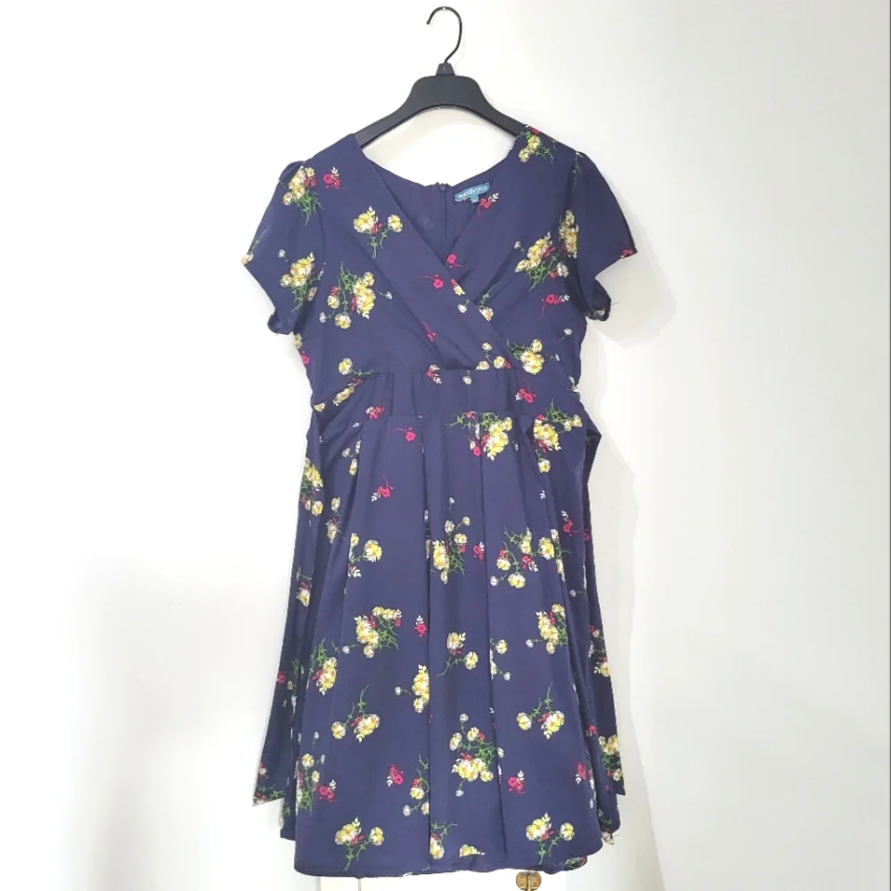 (🎉10/$15 SALE) Eucalyptus•women's dress - Picture 2 of 7